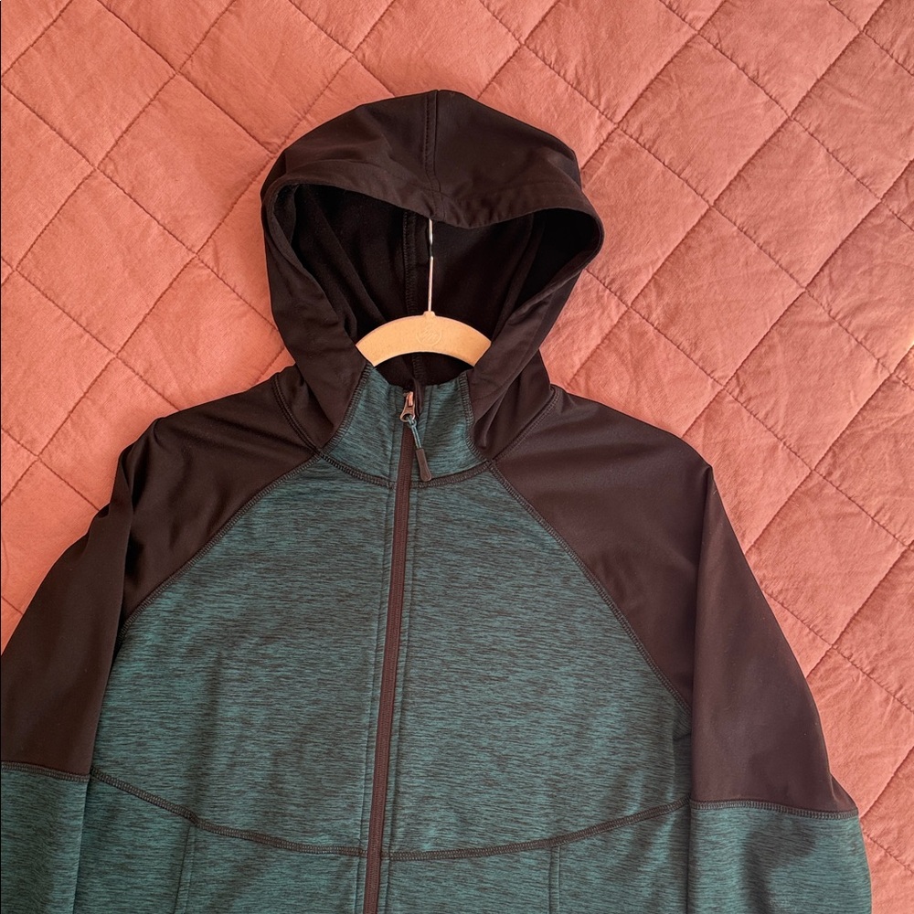 Eddie Bauer Women's Teal and Black Performance Jacket
